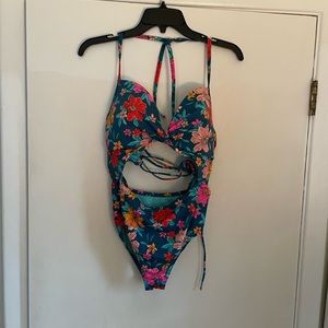 Womens bathing suit